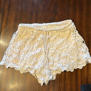 Love tree boho festival crochet shorts size L